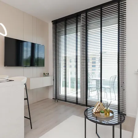 Modern In With Parking And Balcony By Renters * Gdańsk